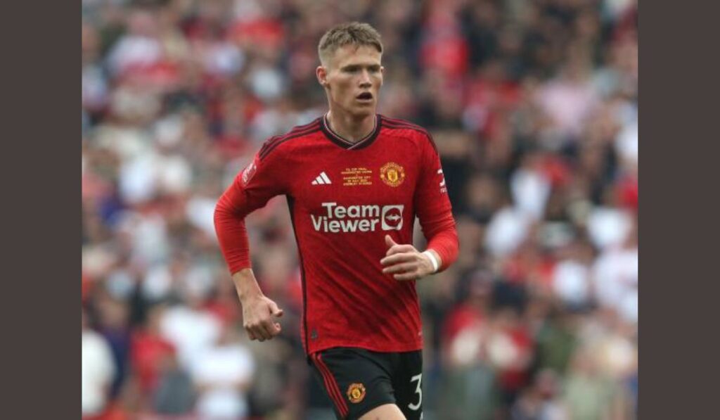 McTominay Defends Ten Hag Amid Uncertain Future at Manchester United